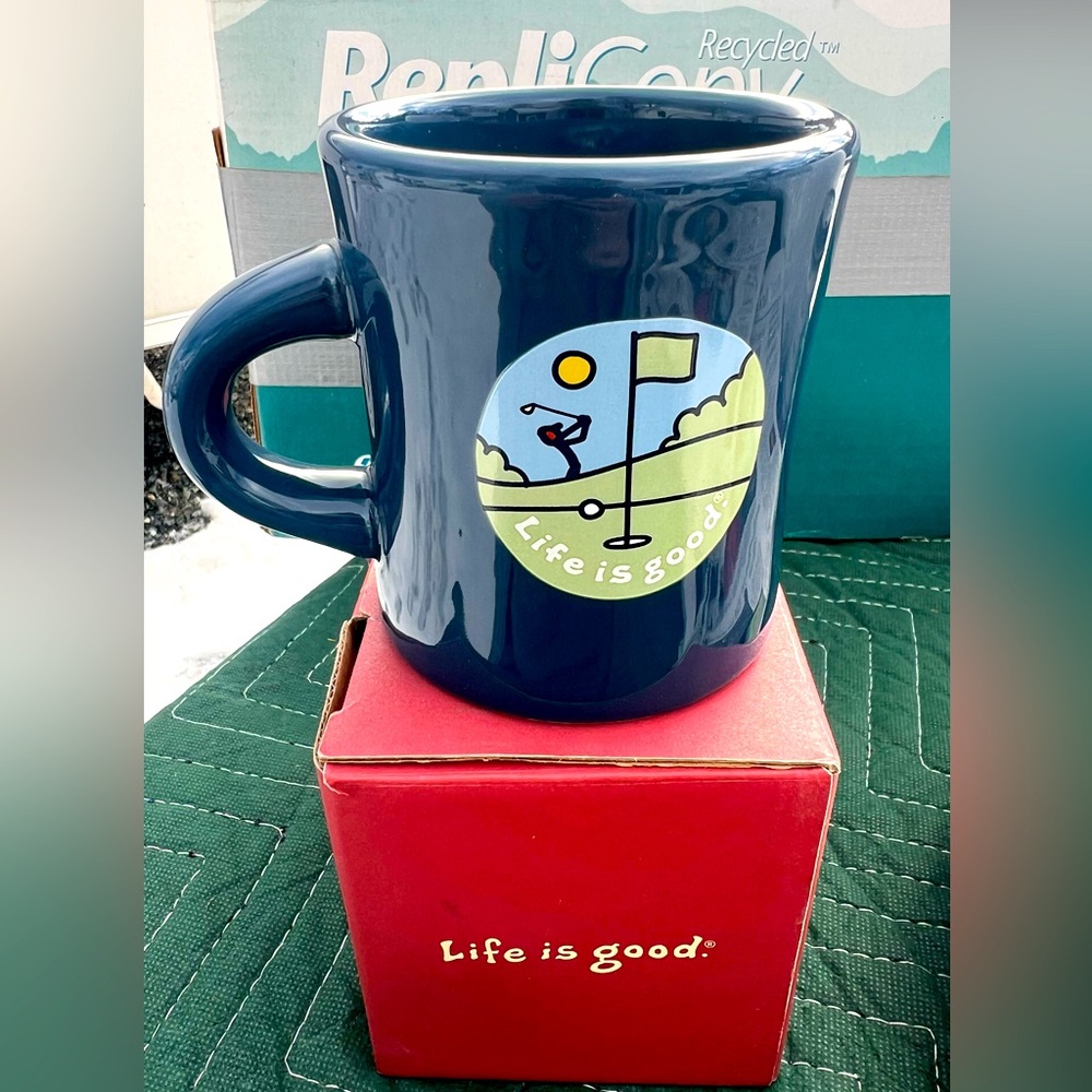 VTG Life is Good diner mug. NWT